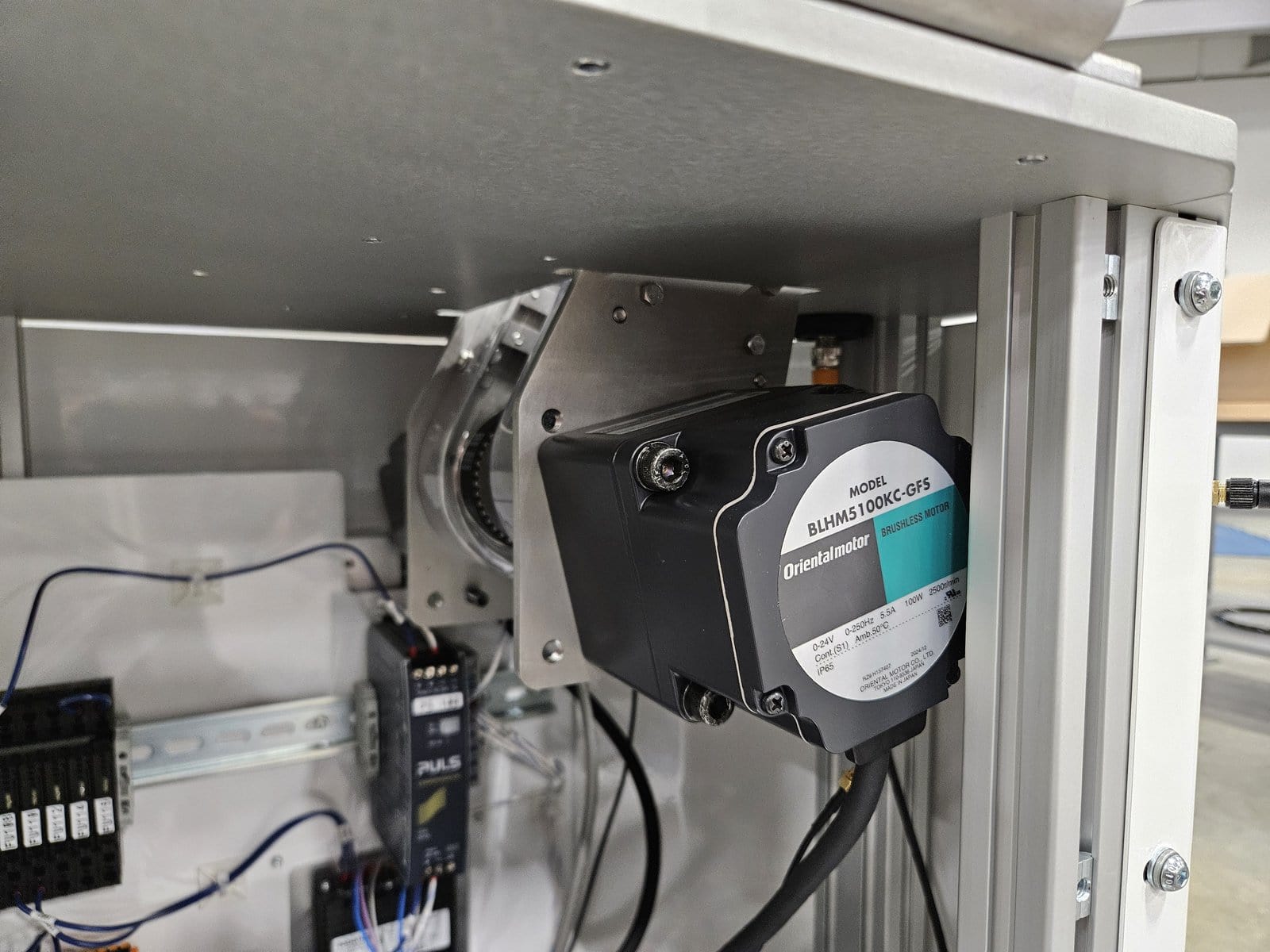Close-up of a brushless servo motor on a Big Sky top module